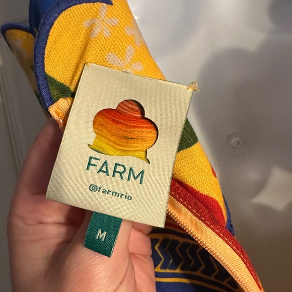 Floral Yard Yellow Sleeveless Midi Dress by FARM Rio.size medium. - Picture 5 of 14